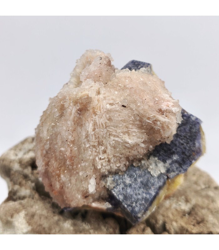 Fluorite et Baryte, Valzergues, Aveyron (12)
