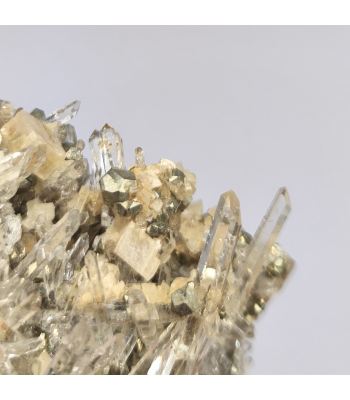 Quartz, Pyrite, Dolomite, Saint Pierre de Mésage , Isère (38)