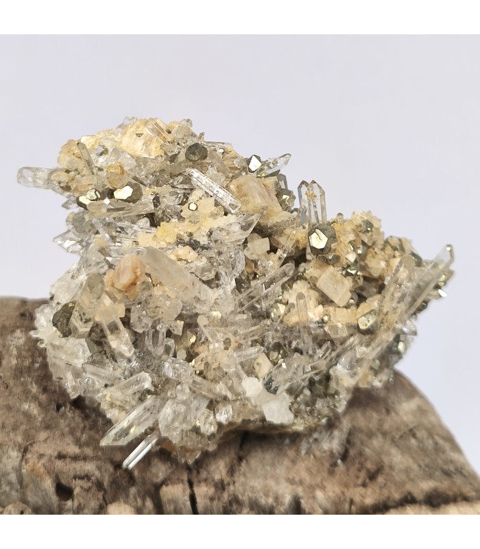 Quartz, Pyrite, Dolomite, Saint Pierre de Mésage , Isère (38)